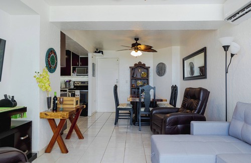 Mazatlan Apartment | Casa Lily - Beach Front Condo