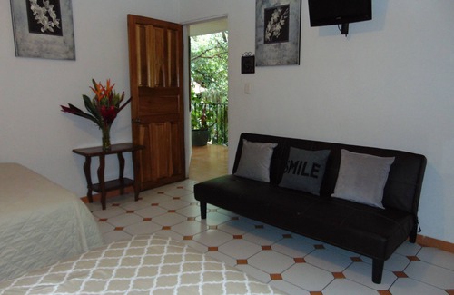 Pavas Bed & Breakfast | Casa Lima B&B Deluxe Room No. 14
