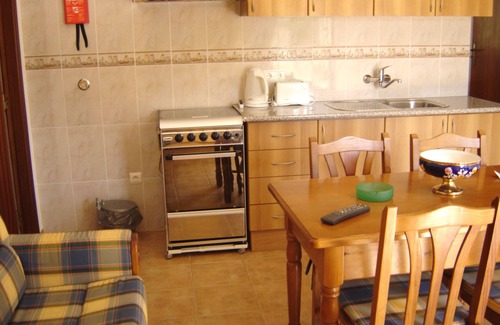 Monte Raposo Cottage | Casa Lima Reis - Quiet villa for 10 people