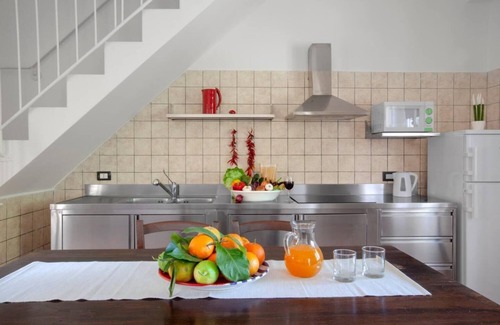 Sorrento Ski Chalet | Casa Limoneto with shared pool