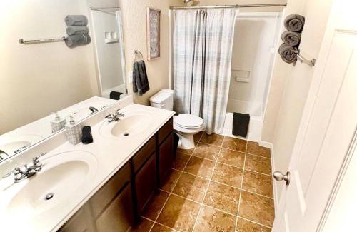 Southside Villa | “Casa Linda” Relaxing stay in a friendly community