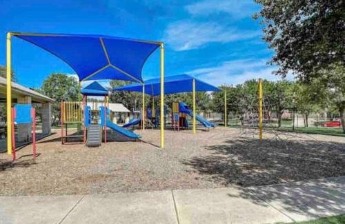 Southside Villa | “Casa Linda” Relaxing stay in a friendly community