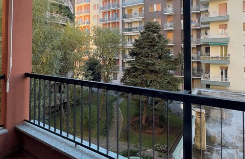 Giambellino Apartment | Casa Loren - Self Check-in - Your Home near Milan's heart
