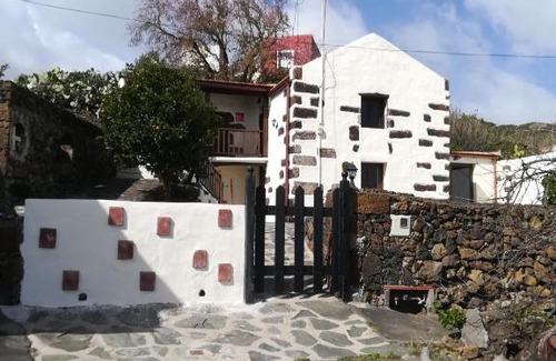 Isora House | Casa Los Almendros