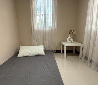 Tanauan City Apartment | Casa Lumina