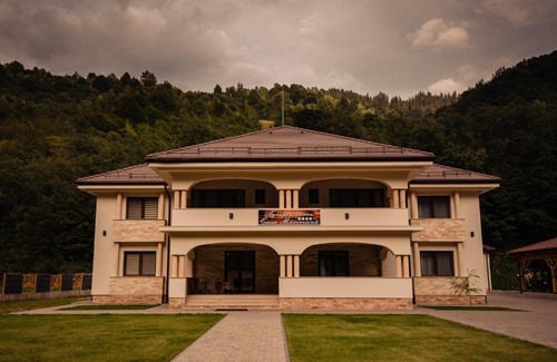 Maieru Hotel | Casa Măiereană