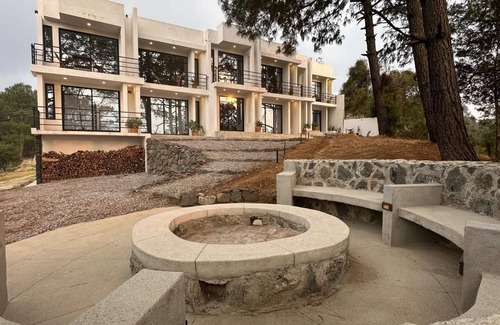 Zacatlan Apartment | Casa Madera 1A Estancia a la orilla del acantilado.Ideal para parejas!