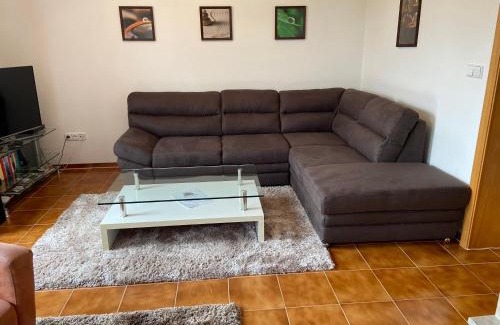 Frymburk House | Casa Maika