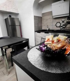 Monte Sant'Angelo House | Casa MaLù 15 Cin I T 0 7 1 0 3 3 B 4 0 0 0 8 8 3 3 2
