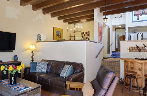 Nambe Pueblo House | Casa Mariani - Stylish and Serene, Community Pool