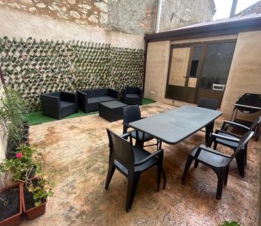 Campillo de Aranda House | Casa Marite Vivienda de uso turístico