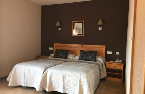 Poza de la Sal Hotel | Casa Martín