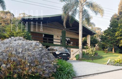 Rancho Queimado House | Casa Merlot com Lareira Quadra e Vista para Lago