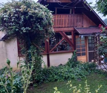 Tarlungeni House | Casa Mihai