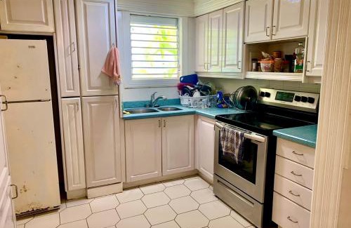 Orange Bay Apartment | Casa Mire-Lee, Seaside Serenity at Negril 7 miles Beach, Point Village
