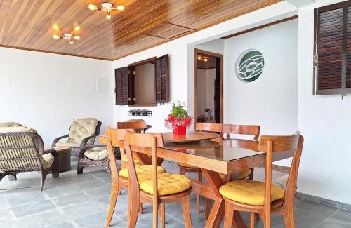 Jardim Nova Suica House | Casa Moderna - 2 Suítes próxima ao Portal