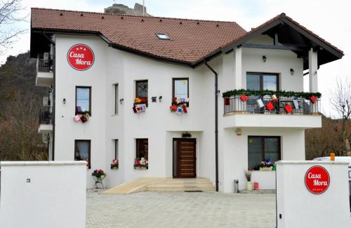Deva House | Casa Mora