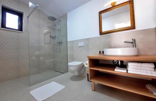 Deva House | Casa Mora