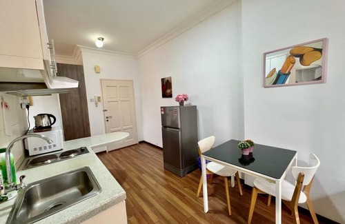 Pudu Apartment | Casa Mutiara Apartments in Bukit Bintang by Moonlight