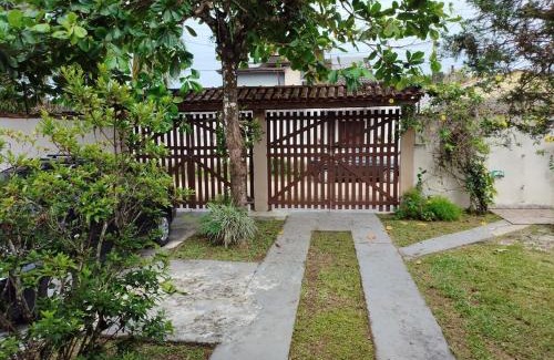 Boraceia House | Casa na Boraceia, 100 M praia c roupas cama e banho
