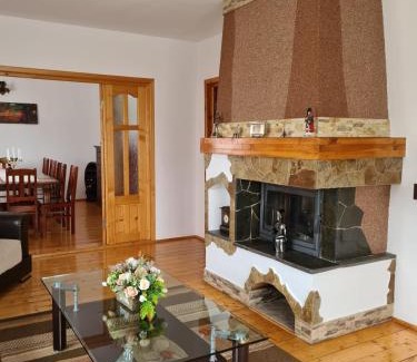 Dorna Candrenilor Apartment | Casa Nico