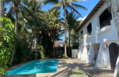 Balneario Praia do Pernambuco House | Casa no Guarujá com Piscina