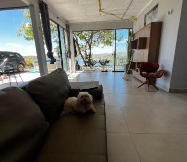 Alexania Cabin | Casa no Lago em Corumbá 4