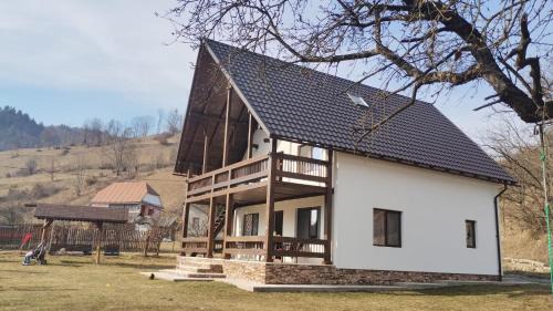 Vidra House | Casa Noastră