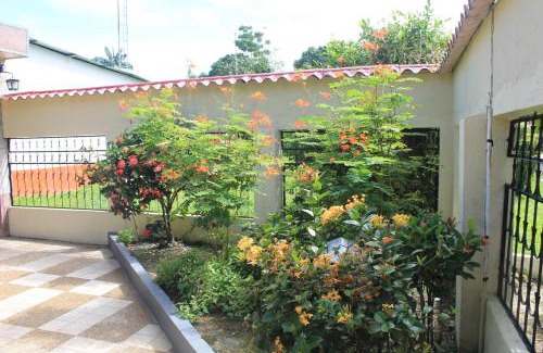 Leticia House | Casa Nora & Alejo