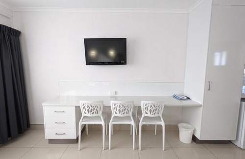 West Mackay Hotel | Casa Nostra Motel Mackay