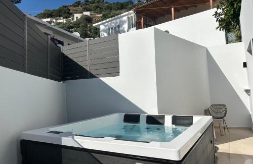 Mirthios House | Casa Notos