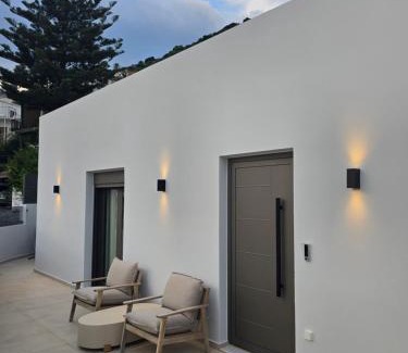 Mirthios House | Casa Notos