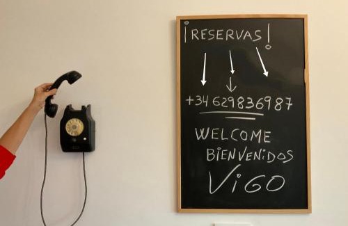 Mos House | Casa nueva en Vigo Rural Mos con Jacuzzi y chimenea para ESCAPADA ROMANTICA