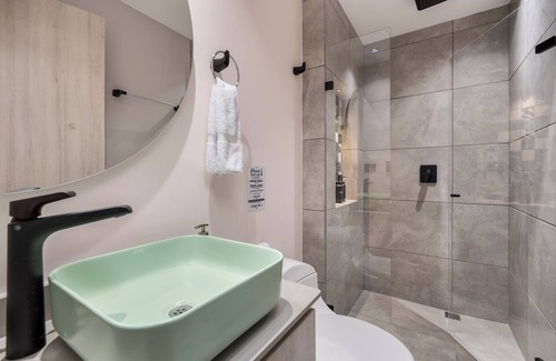 Laureles House | Casa Origo Hospedaje