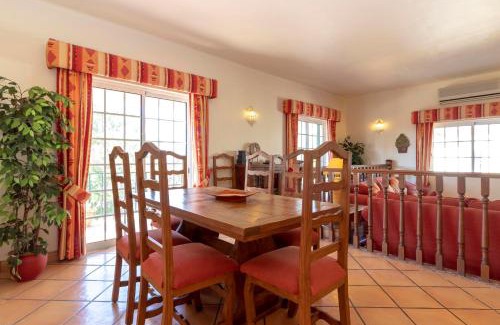 Poco Partido Villa | Casa Ouricos Large Pool BBQ Walk to beach