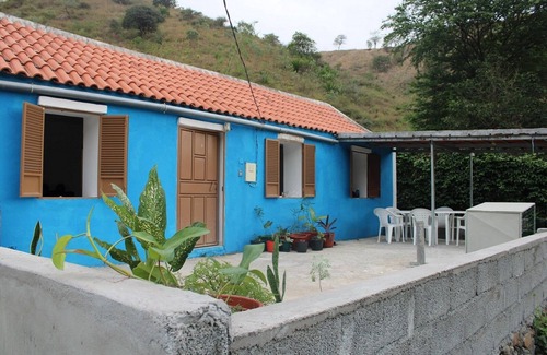 Santiago House | Casa Pé di Polon holiday home with mountain view