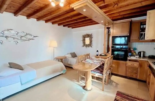 Little Venice House | Casa Paraportiani House sea view in the heart of the Old Port mykonos Cityhall