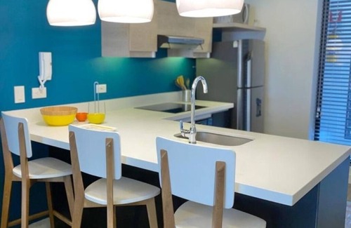 Laureles - Estadio Apartment | Casa Patio 101 Elegant 3-bedroom apt. with jacuzzi
