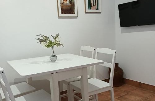 Distrito Centro Apartment | Casa Patio La Magdalena