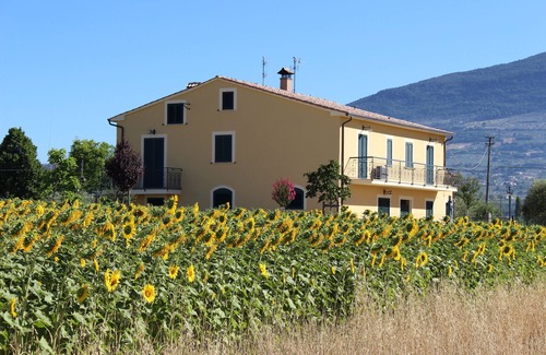 Casenuove Apartment | Casa Patrizia - relaxation a stone's throw from Assisi