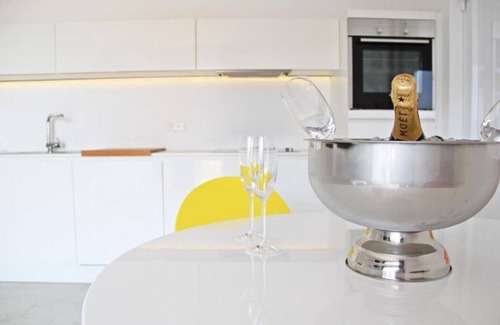 Seget Donji Apartment | Casa Perisia - modern vacation apartment in a wonderful location with a view of the Adriatic Sea