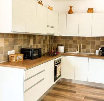 Porlezza House | Casa Perla dei Laghi - Lake View, BBQ, WiFi 1Gb & AirCond