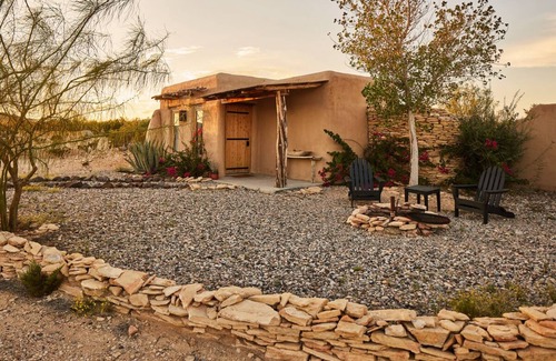 Study Butte-Terlingua House | Casa Piedra ⁠ — Short Drive from Big Bend