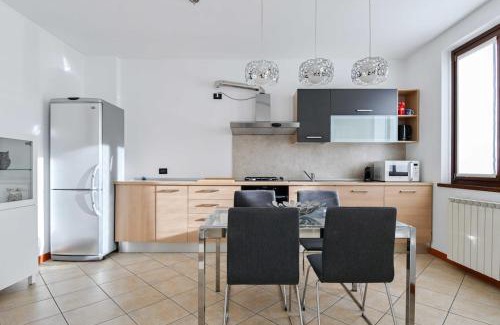 Costa Volpino Apartment | Casa Pierina - Lake View - by Host4U