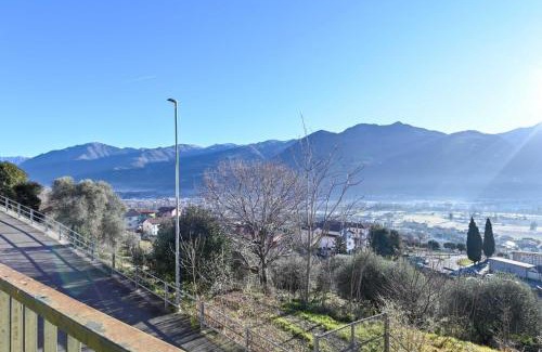 Costa Volpino Apartment | Casa Pierina - Lake View - by Host4U