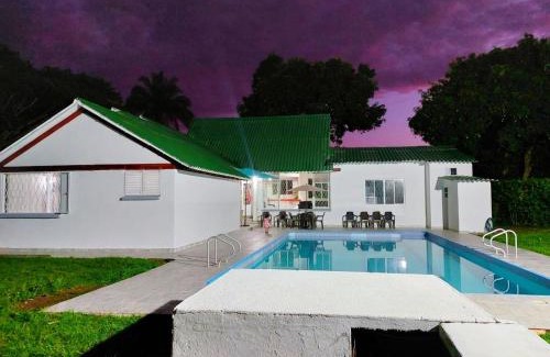 Melgar House | Casa piscina privada Melgar