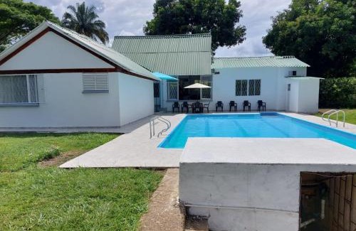 Melgar House | Casa piscina privada Melgar