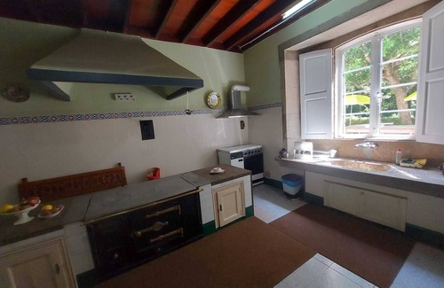 Santaballa House | CASA PIZARRA - FULL INDIANA HOUSE RENTAL