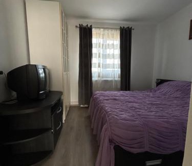 Risca House | Casa Popa