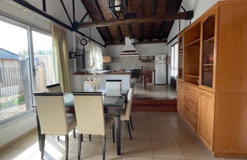Maipu House | CASA POR LOS CAMINOS DEL VINO EN UN LUGAR DE VIÑEDOS PRIVILEGIADO DE MENDOZA
